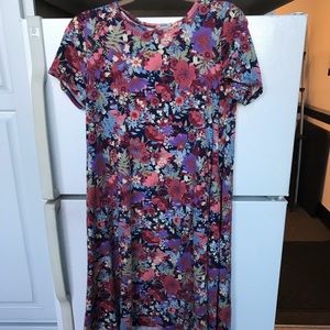 EUC Small rare, vintage floral Carly - beautiful!